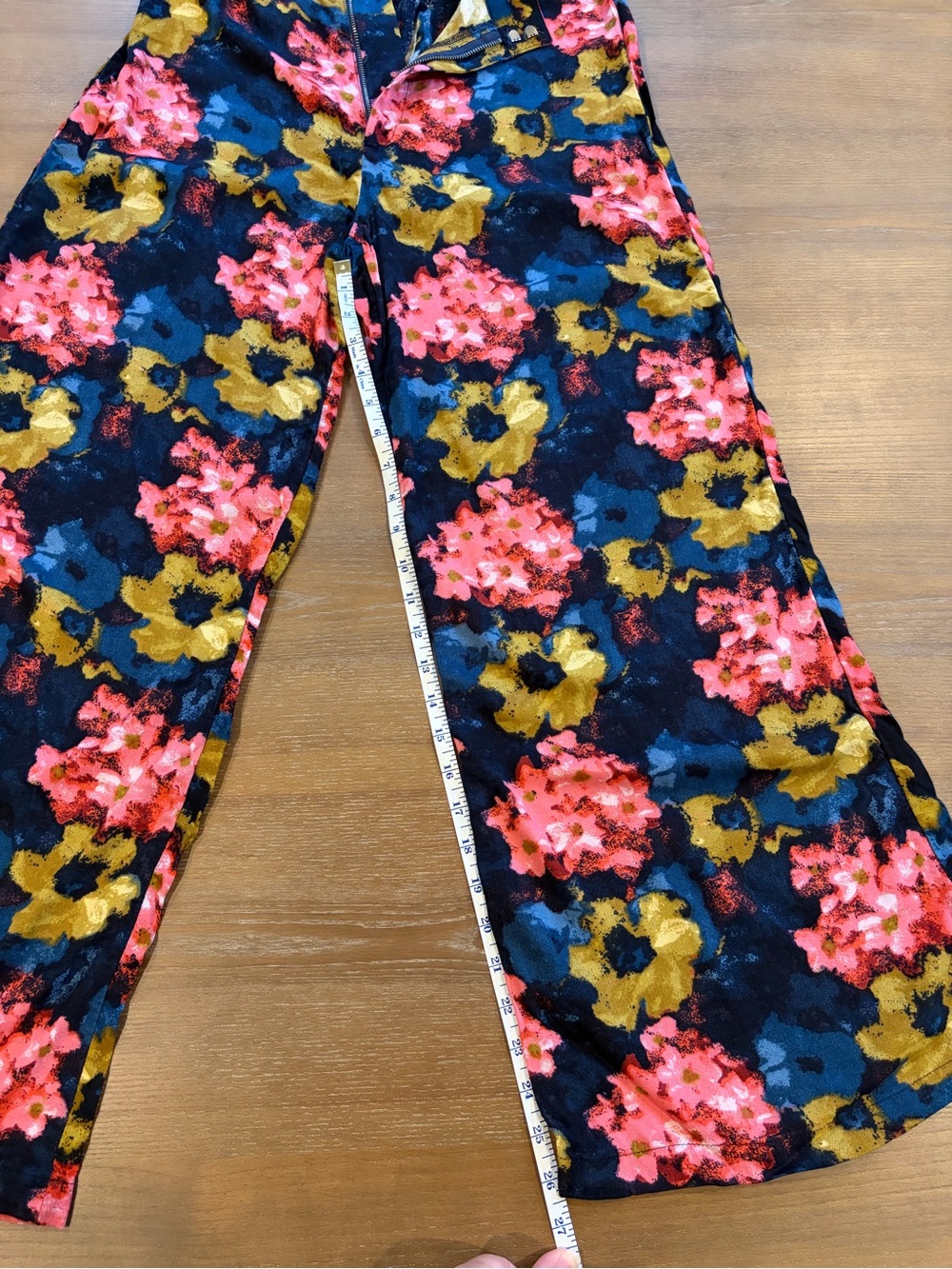 Abercrombie & Fitch Navy Floral Wide-Leg Pants - Picture 5 of 7